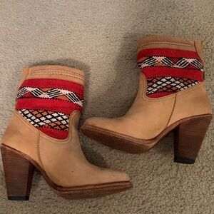 FLASH SALE Cobra Society well worn wool boots heeled 36 6 boot heel shoes
